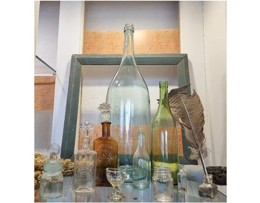 Старинное стекло