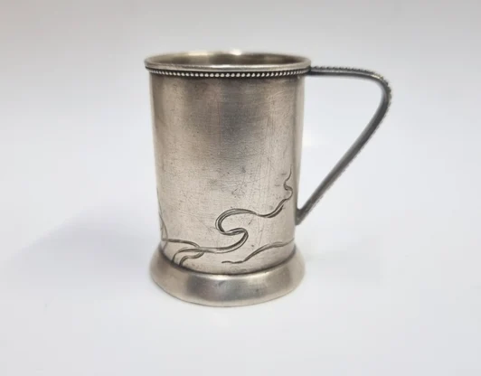 Стопка с ручкой